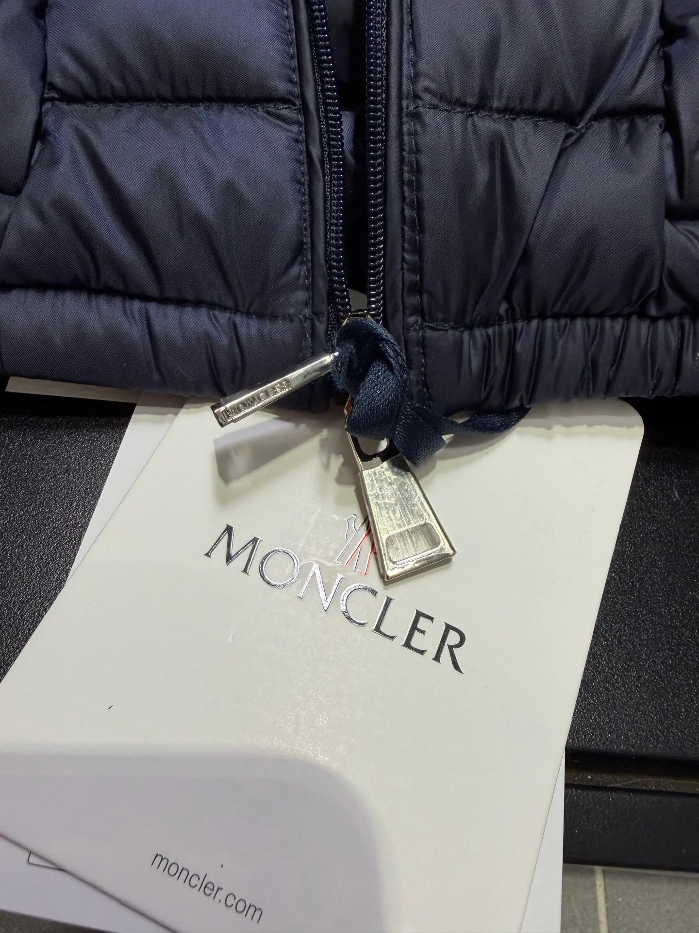 Moncler Same Style Lans Same Style ， 。 ， ; ， ， ， ：Black Khaki Beige Light Blue Light Pink White Size：1234